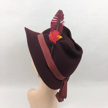 Load image into Gallery viewer, 1930s Burgundy Felt Hat with Grosgrain and Feather Trim
