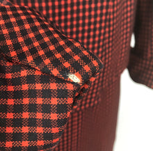 Load image into Gallery viewer, 1940s Black and Red Check Suit in Fine Wool - 36 38