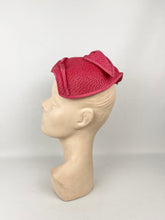 Load image into Gallery viewer, Original 1950's Vibrant Pink Straw Hat with Back Bow - Classic Shape *