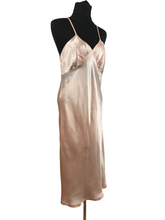 Load image into Gallery viewer, Original 1940's CC41 Matching Set with French Knickers and Slip - Bust 36