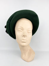Load image into Gallery viewer, Original 1940s Forest Green Felt Hat with Chocolate Brown Velvet Trim and Net - Incredible Piece