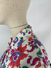 Load image into Gallery viewer, Original 1940s Novelty Print Cotton Smock with Smiling Chinese Dragon Design