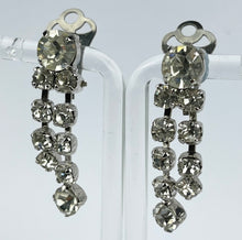 Load image into Gallery viewer, Beautiful Vintage Clear Paste Clip-on Earrings on Silver-tone Metal