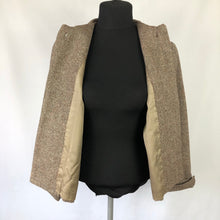 Load image into Gallery viewer, 1940s Cropped Swing Jacket Made From Scottish Tweed B34