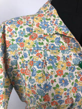 Load image into Gallery viewer, CC41 Floral Cotton House Dress - Bust 40”