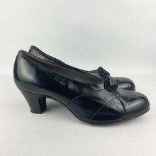 Load image into Gallery viewer, Original 1930's 1940's Deadstock in Box Black Glace Kid Leather Court Shoes by Diana - UK 6 6.5