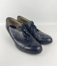 Load image into Gallery viewer, Original 1940's Wide Fitting Blue Leather Lace Up Walking Shoes by Portland - UK 5 or 5.5