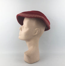 Load image into Gallery viewer, 1950s Vibrant Red Felt Hat with Pink Trim