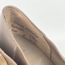 Load image into Gallery viewer, Original 1940's Deadstock in Box Taupe Suede and Leather Shoes by Diana - UK 4
