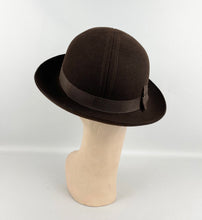 Load image into Gallery viewer, Original 1930's Little Bunty Chocolate Brown Felt Hat with Feather and Grosgrain Trim