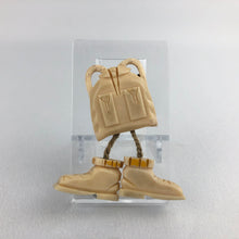 Load image into Gallery viewer, 1930s 1940s Rucksack and Walking Boots Tourist Brooch