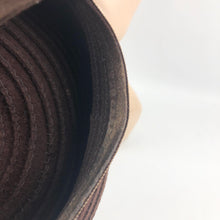 Load image into Gallery viewer, 1940s Chocolate Brown Felt Seamed Beret Hat