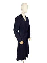 Load image into Gallery viewer, Original 1940's Dark Blue Single Breasted Wool Suit by Marcus of London - Bust 36 38