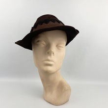 Load image into Gallery viewer, Original Late 1930s or Early 1940s Two Tone Brown Felt Hat with Grosgrain Trim