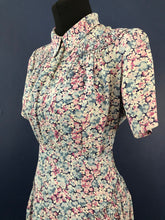 Load image into Gallery viewer, Exceptionally Beautiful 1930s Floral Dress - Bust 34 35 36