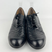Load image into Gallery viewer, Original 1940's Black Deadstock Clarks Empire Lace Up Shoes With Punch Detail - UK 8