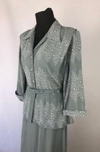 Load image into Gallery viewer, 1940s Volup Linda Leigh Sage Green and White Crepe Dress Suit - B42