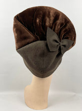 Load image into Gallery viewer, Incredible 1940s Chocolate Brown Felt and Velvet Hat With Huge Stand Up Brim and Bow Trim