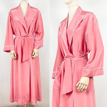 Load image into Gallery viewer, Original 1940s 1950s Pretty Pink and White Voluptuous Peggy Page Dressing Gown - Fabulous Robe - Bust 44 46
