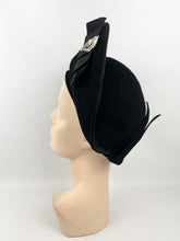 Load image into Gallery viewer, Exceptionally Beautiful 1930s Inky Black Felt Hat with High Brim and Bow Trim