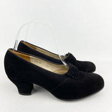 Load image into Gallery viewer, Original 1940's Wide Fitting Black Suede Court Shoes by Portland - UK 3 3.5