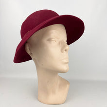 Load image into Gallery viewer, Vintage Burgundy Felt Hat with Chevron Seaming Detail - Henry Heath Gipsy Hat