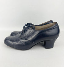 Load image into Gallery viewer, Original 1940's Wide Fitting Blue Leather Lace Up Walking Shoes by Portland - UK 5 or 5.5