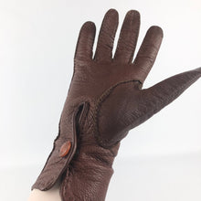 Load image into Gallery viewer, Original 1940s 1950s Soft Brown Leather Gloves with Button Closure - Size 7 or 7.5