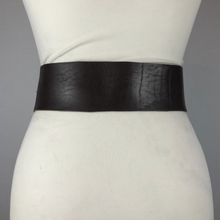 Load image into Gallery viewer, Original Vintage Brown Leather and Metal Laced Waist Cincher Belt - Steam Punk - Waist 27"