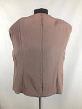 Load image into Gallery viewer, 1940s 1950s Volup Grey Wool Lady Scott Jacket - B44 46
