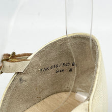 Load image into Gallery viewer, Original 1950’s Cream Leather Summer Sandals - UK 4