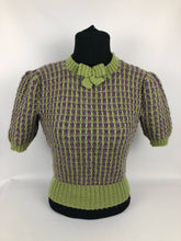 Load image into Gallery viewer, Reproduction 1940s Waffle Stripe Jumper Knitted from a Wartime Pattern in Heather and Fern - B 37 38 39 40 41