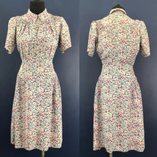Load image into Gallery viewer, Exceptionally Beautiful 1930s Floral Dress - Bust 34 35 36