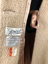 Load image into Gallery viewer, Original 1940s Thick Boucle Wool Coat in Cream - Bust 38
