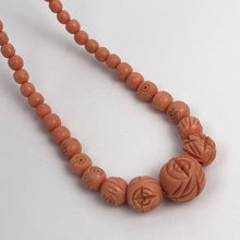 Load image into Gallery viewer, 1930s 1940s Early Plastic Necklace In Salmon Pink