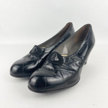 Load image into Gallery viewer, Original 1930's 1940's Deadstock in Box Black Glace Kid Leather Court Shoes by Diana - UK 6 6.5