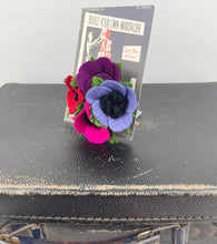 Load image into Gallery viewer, 1940's Felt Flower Anemone Corsage - Pretty Wartime Posy Brooch - Red, Pink, Mauve and Purple