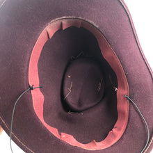 Load image into Gallery viewer, 1930s Burgundy Felt Hat with Grosgrain and Feather Trim