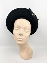 Load image into Gallery viewer, Exceptionally Beautiful 1930s Inky Black Felt Hat with High Brim and Bow Trim