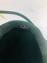 Load image into Gallery viewer, 1940s Forest Green Felt Hat with Flowers