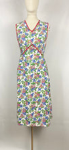 Load image into Gallery viewer, 1940s Floral Cotton Pinny - Would Make A Great Summer Dress - Bust 32 33 34 *