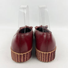 Load image into Gallery viewer, Original 1940's 1950's Ox Blood Red Leather Slip on Shoes with Bow Trim - UK 4.5 *