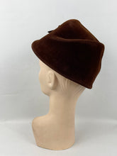 Load image into Gallery viewer, Charming 1950s Warm Brown Felt Hat with Bow and Paste Trim Detail