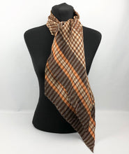 Load image into Gallery viewer, 1930s 1940s Plaid Wool Pointed Cravat - Vintage Scarf