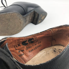 Load image into Gallery viewer, CC41 1940s Black Leather Walking Shoes - UK 3.5