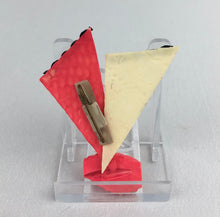 Load image into Gallery viewer, 1930s 1940s Cream and Coral Early Plastic Brooch