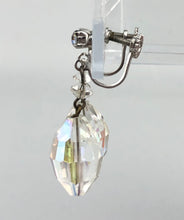 Load image into Gallery viewer, Vintage 1950s Cut Glass Screw Back Earrings