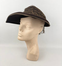 Load image into Gallery viewer, Original 1930's Warm Brown Felt Fedora with Squared Off Brim and Net Trim