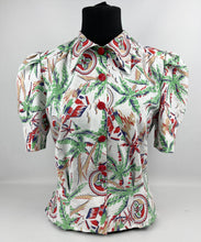 Load image into Gallery viewer, 1940s Reproduction Novelty Print Blouse with Buildings and Palm Trees - B34 35 36