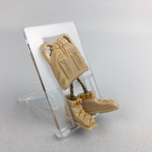 Load image into Gallery viewer, 1930s 1940s Rucksack and Walking Boots Tourist Brooch